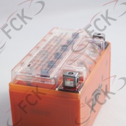 BATERIA ZS200 YTX7A-BS JTK GEL 9.3*14.7*8.9 sin.des.